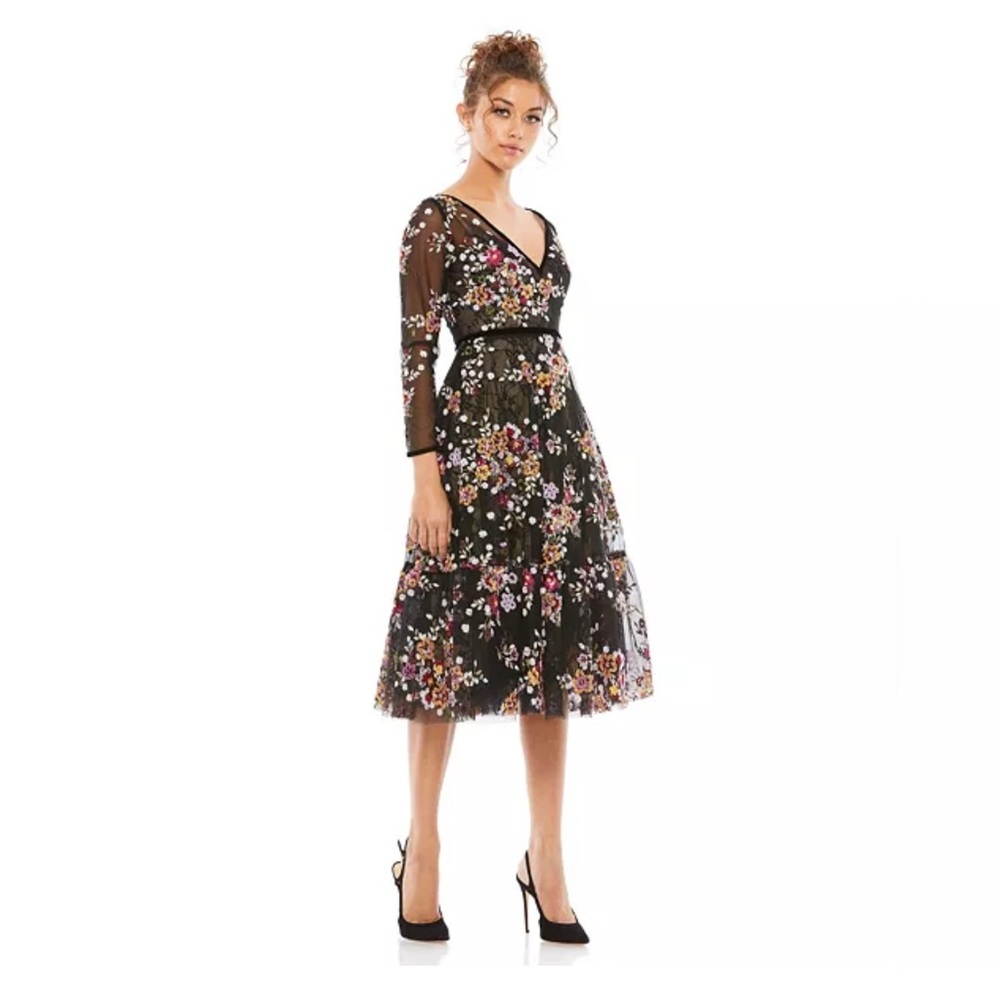 MAX DUGGAL Black Floral Embroidered Tea Length Dress size 12. NWOT